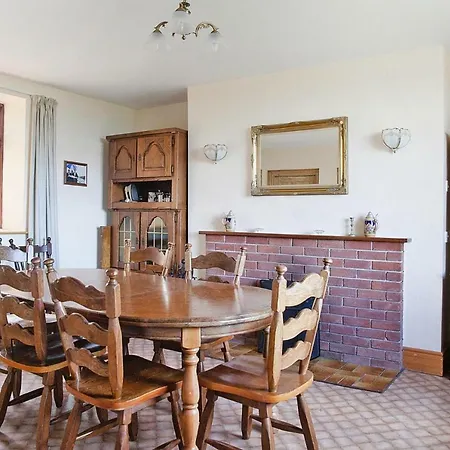 Holiday Eir021002 F Holiday home