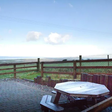 Holiday home Holiday Eir021002 F